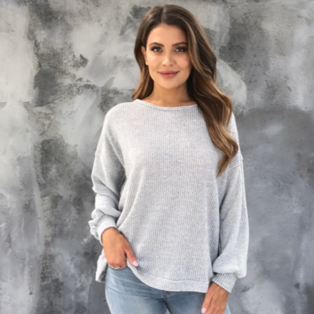 NWT open back Dainty hooligan sweater